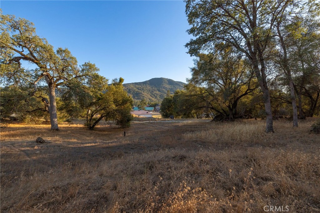 1 Junction Dr, Oakhurst, CA 93644
