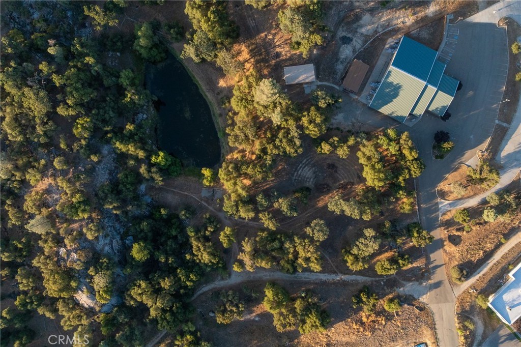 1 Junction Dr, Oakhurst, CA 93644