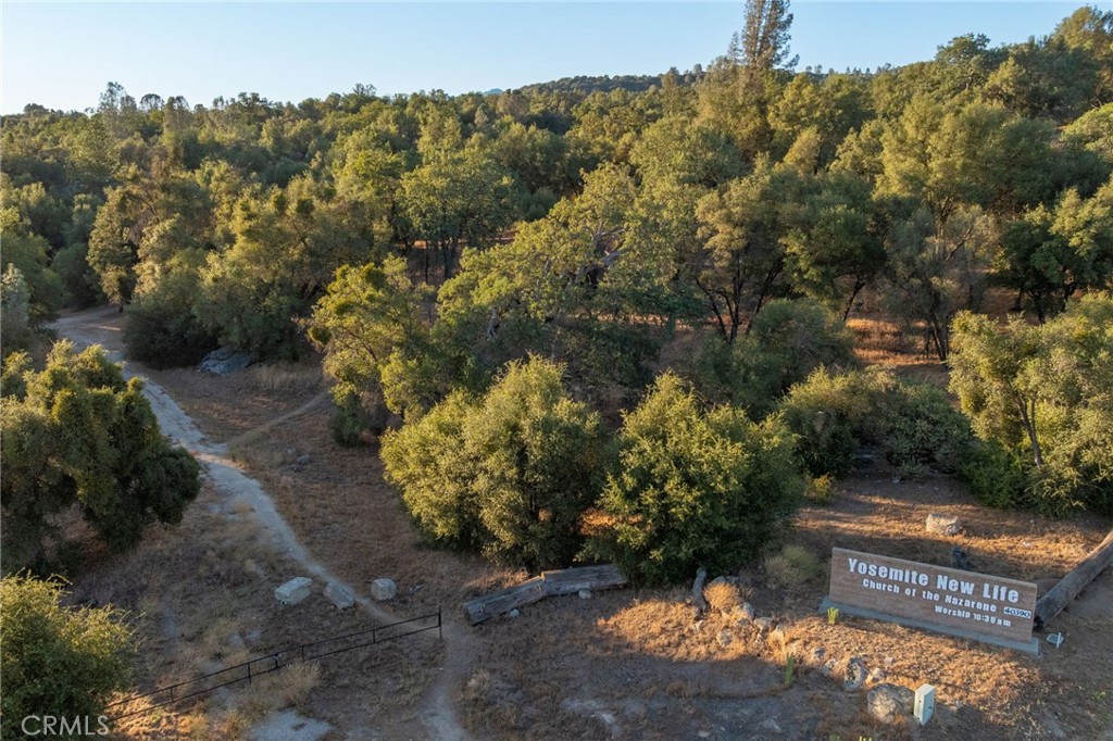 1 Junction Dr, Oakhurst, CA 93644