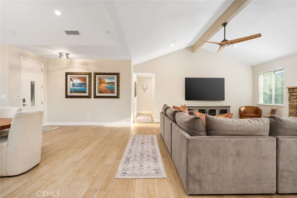 38614 Bon Veu, Oakhurst, CA 93644