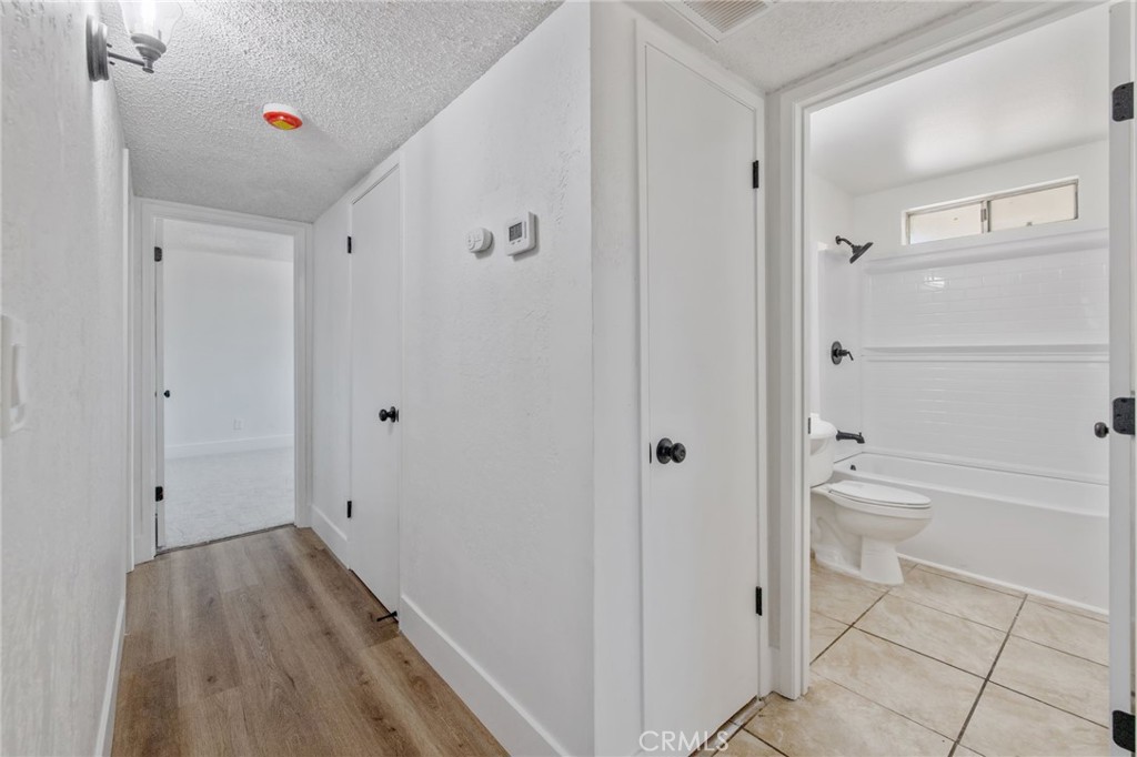 587 Sunset St, Kingsburg, CA 93631