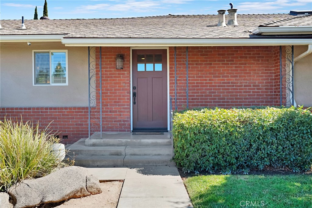 2020 W 3rd, Madera, CA 93637