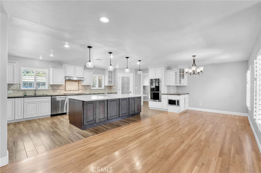 2020 W 3rd, Madera, CA 93637