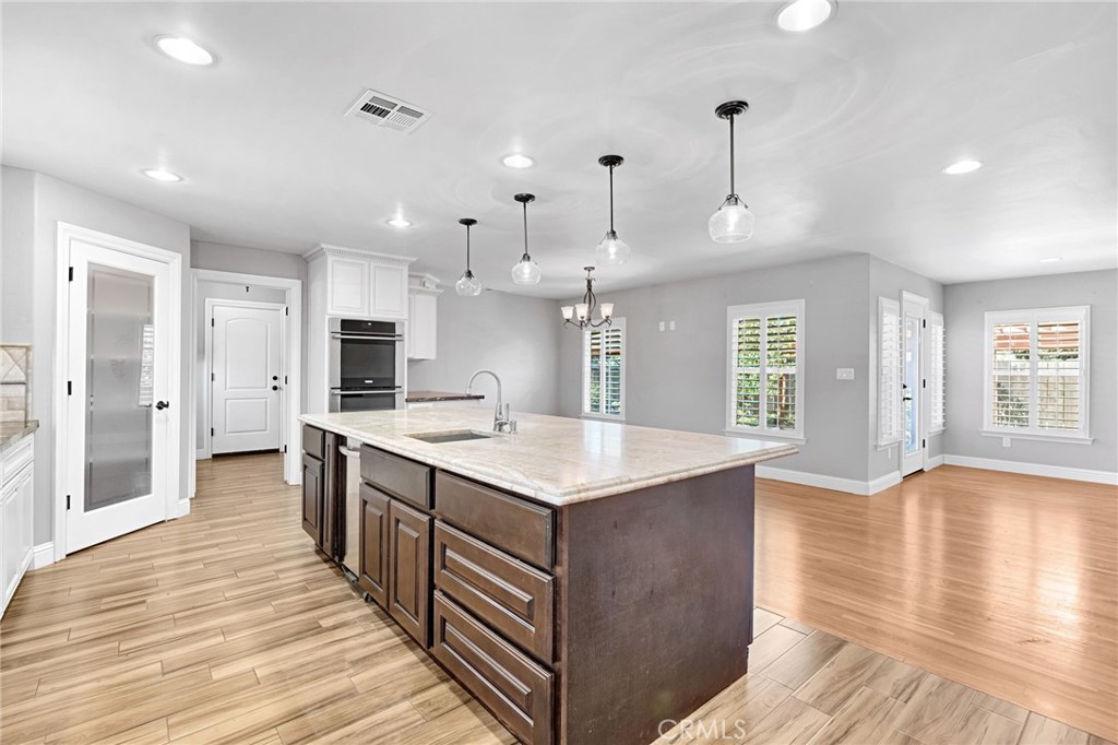 2020 W 3rd, Madera, CA 93637