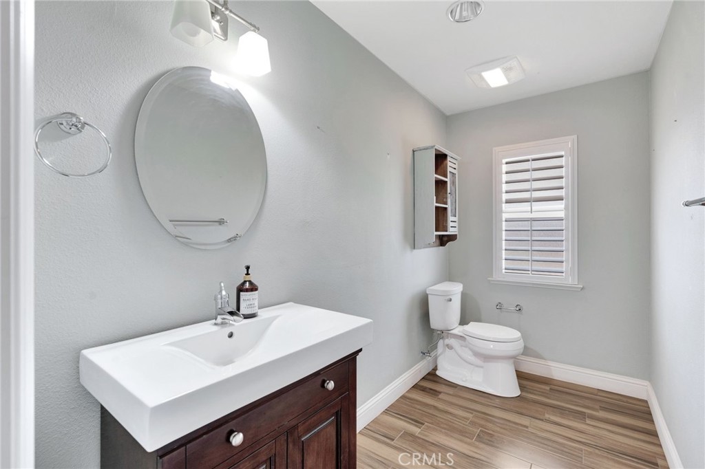 2020 W 3rd, Madera, CA 93637