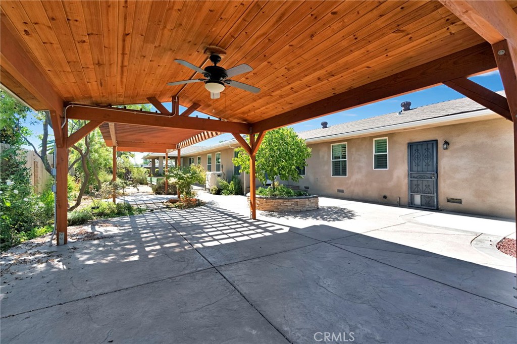 2020 W 3rd, Madera, CA 93637