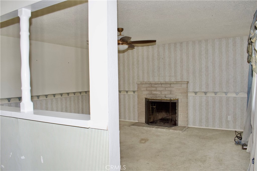 4934 E Floradora, Fresno, CA 93727