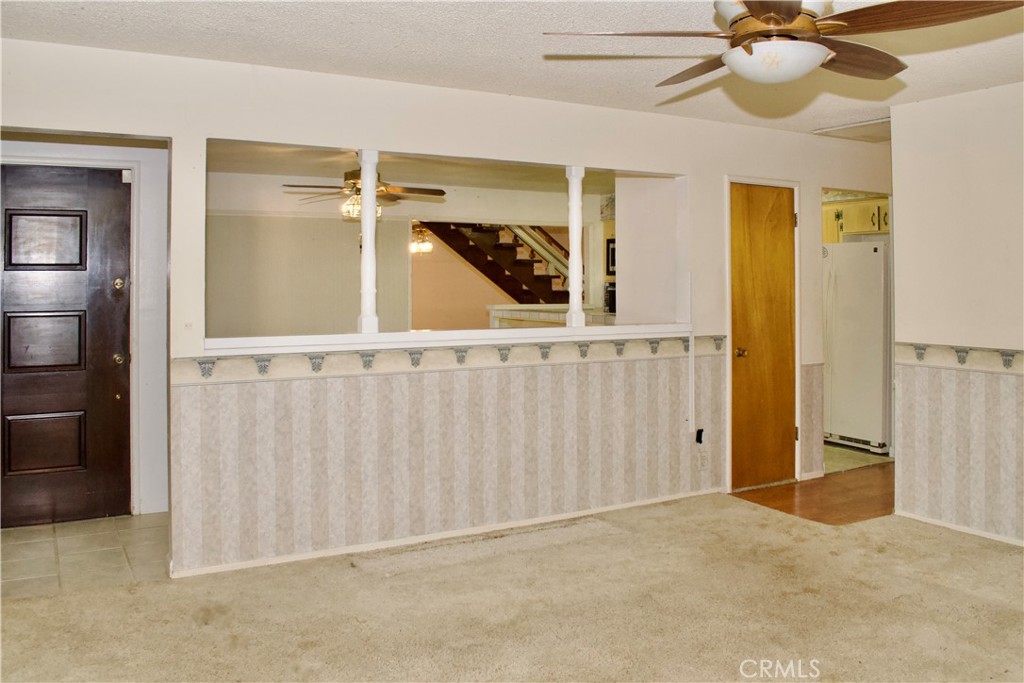4934 E Floradora, Fresno, CA 93727