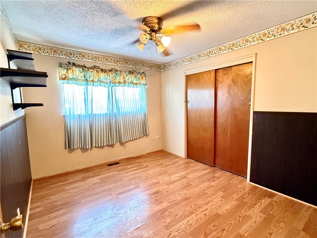 4934 E Floradora, Fresno, CA 93727