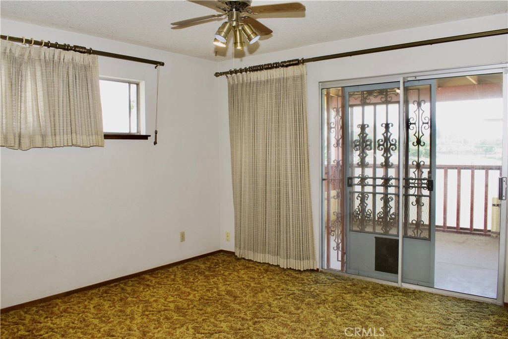4934 E Floradora, Fresno, CA 93727
