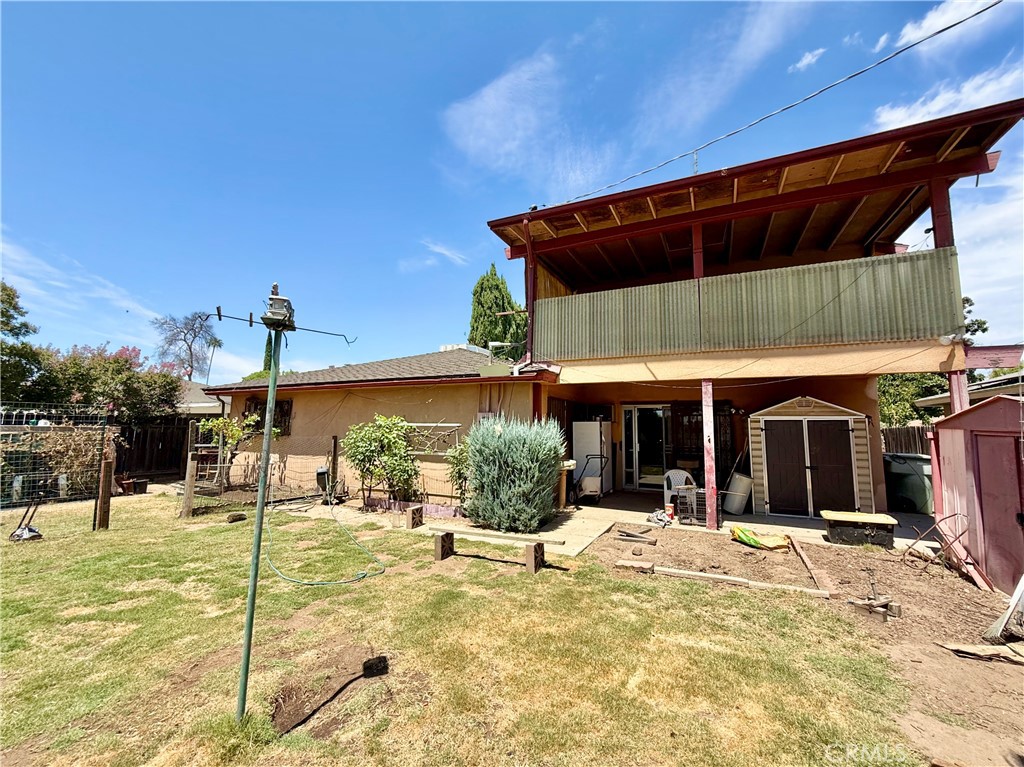 4934 E Floradora, Fresno, CA 93727