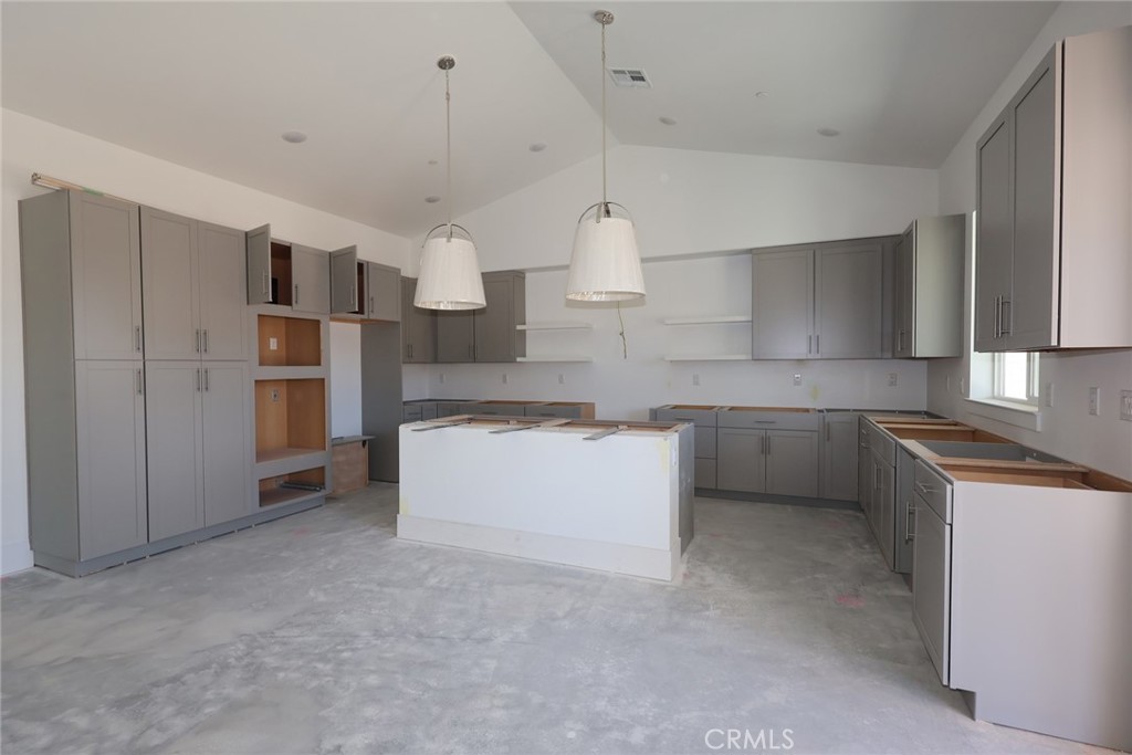 17055 Ta wan ka, Apple Valley, CA 92307