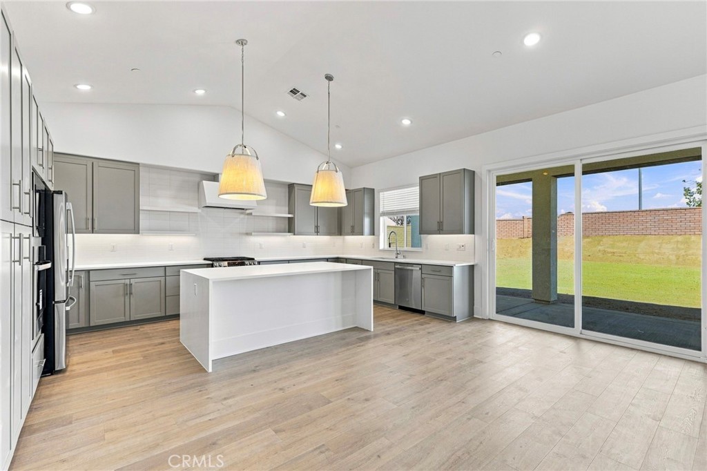 17055 Ta wan ka, Apple Valley, CA 92307