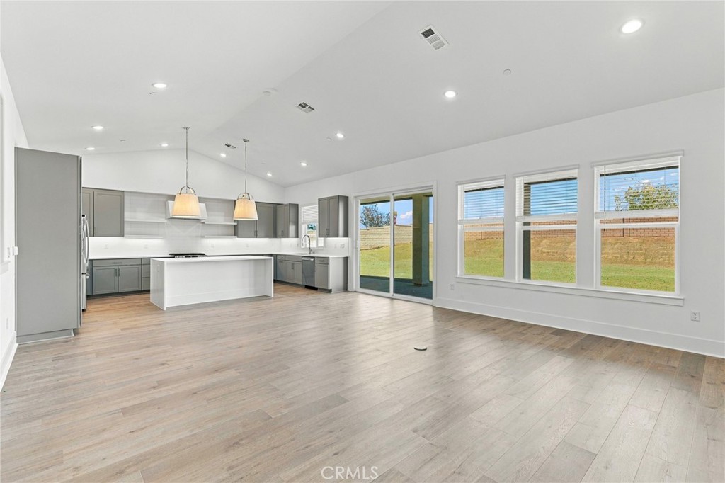 17055 Ta wan ka, Apple Valley, CA 92307