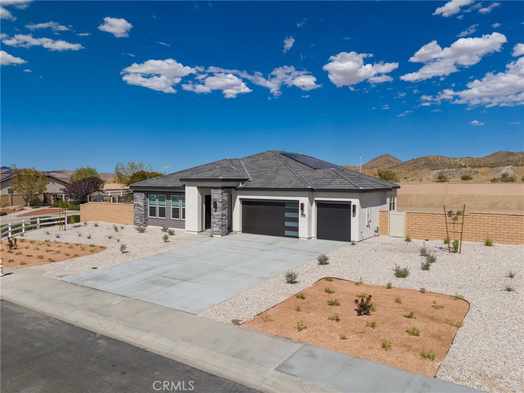 17055 Ta wan ka, Apple Valley, CA 92307