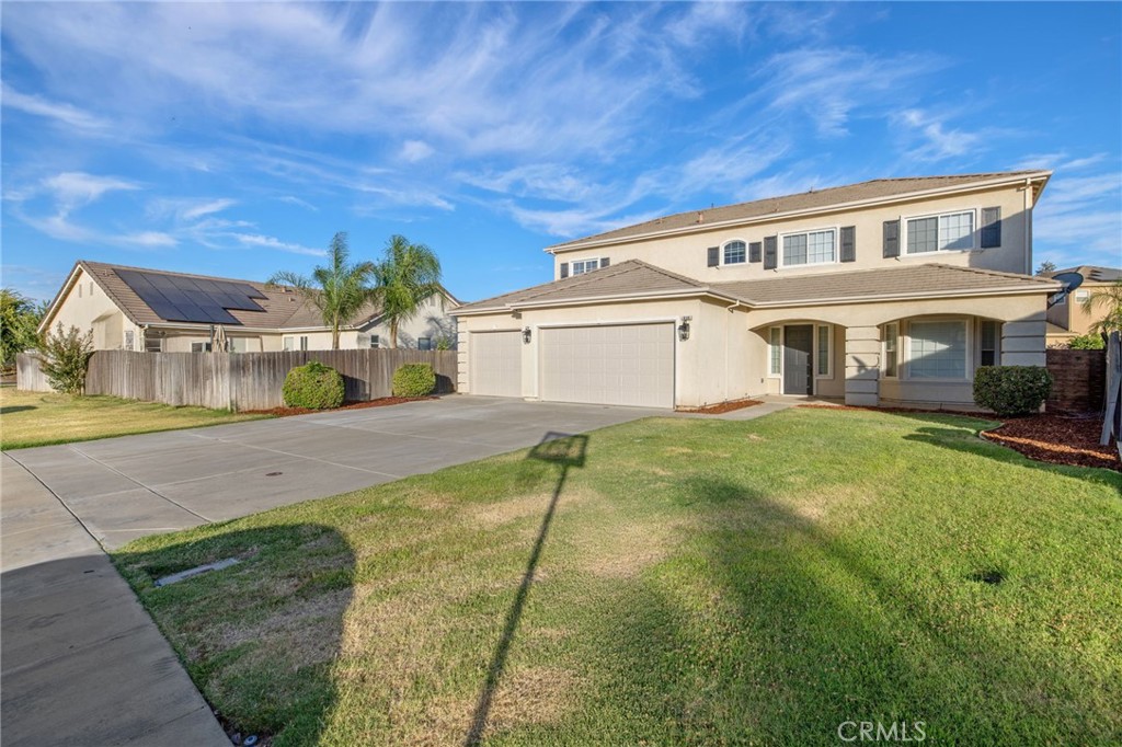 938 Ruby Way, Livingston, CA 95334