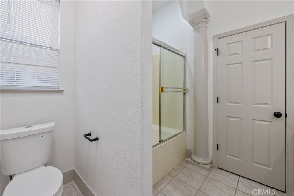938 Ruby Way, Livingston, CA 95334