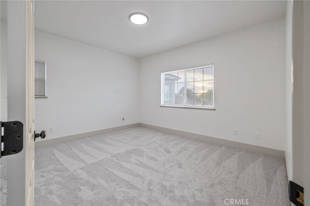938 Ruby Way, Livingston, CA 95334