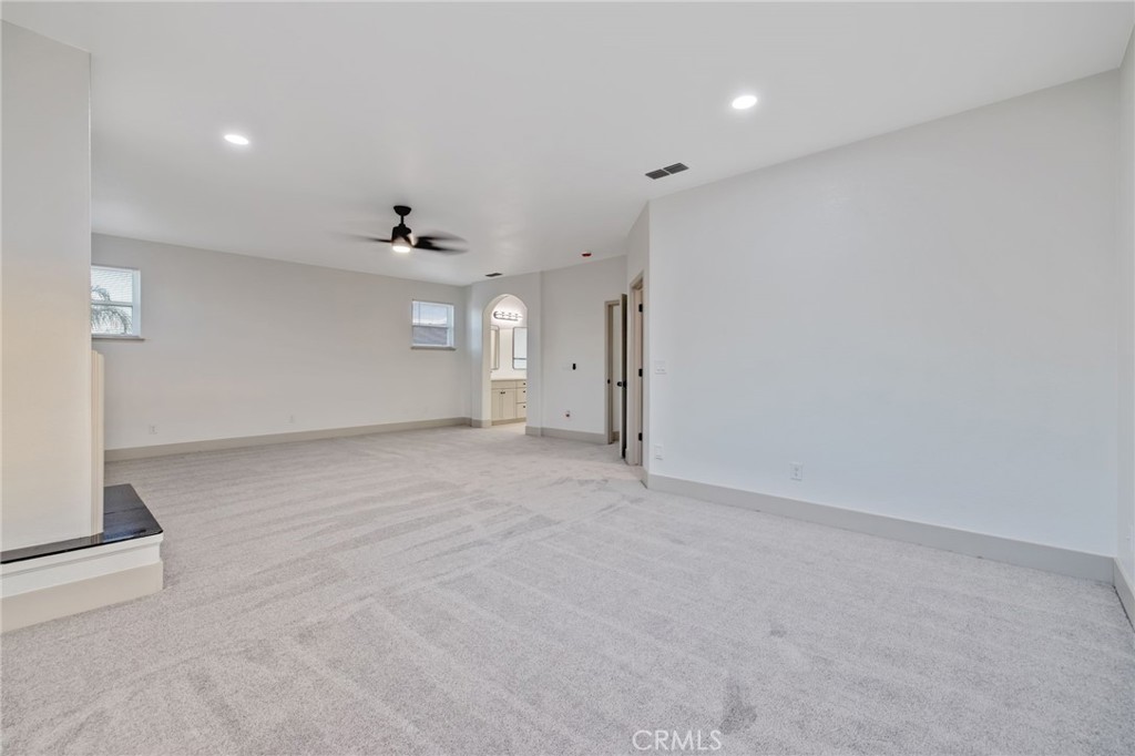 938 Ruby Way, Livingston, CA 95334