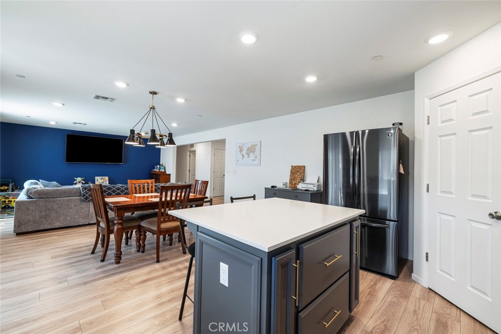 2136 N Redda Rd, Fresno, CA 93737
