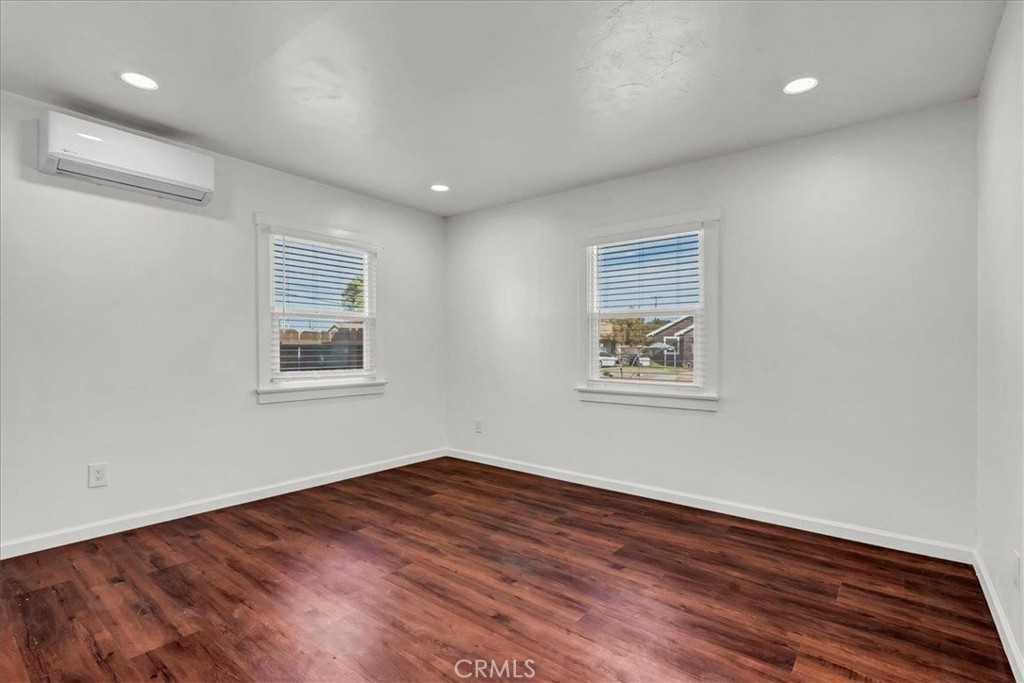 1015 Hall Ave, Corcoran, CA 93212