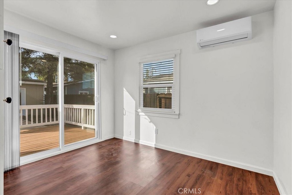 1015 Hall Ave, Corcoran, CA 93212