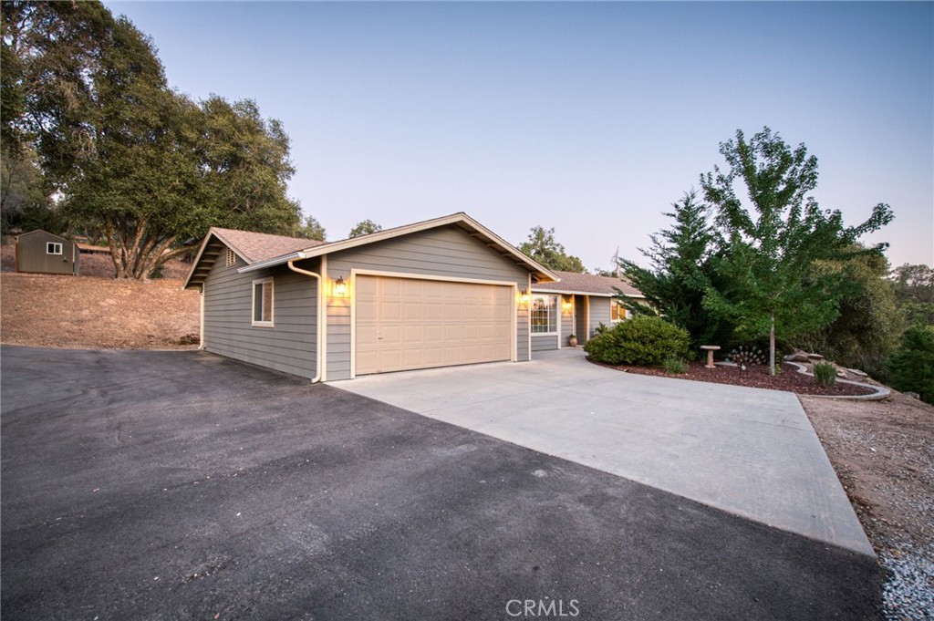 46946 Morning Sky Trl, Coarsegold, CA 93614