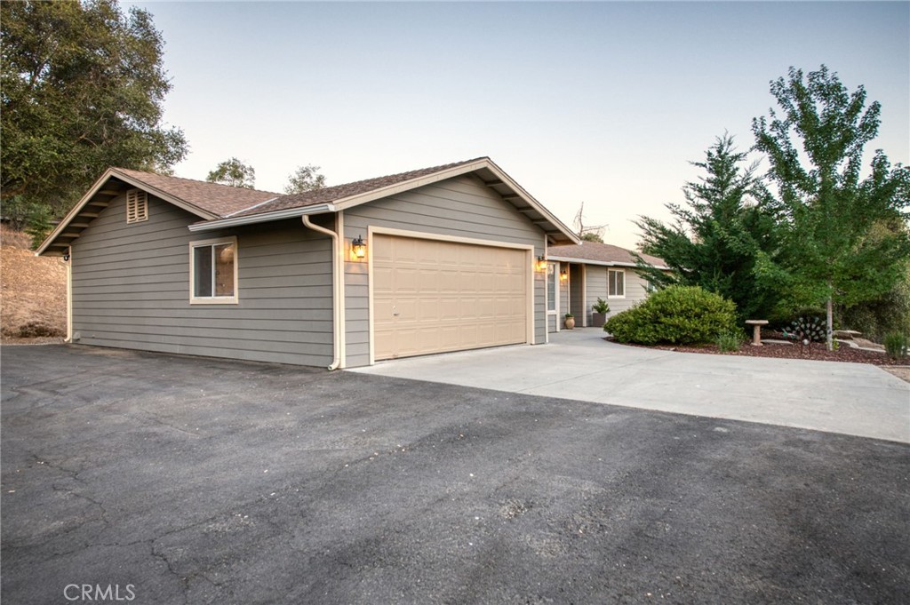 46946 Morning Sky Trl, Coarsegold, CA 93614