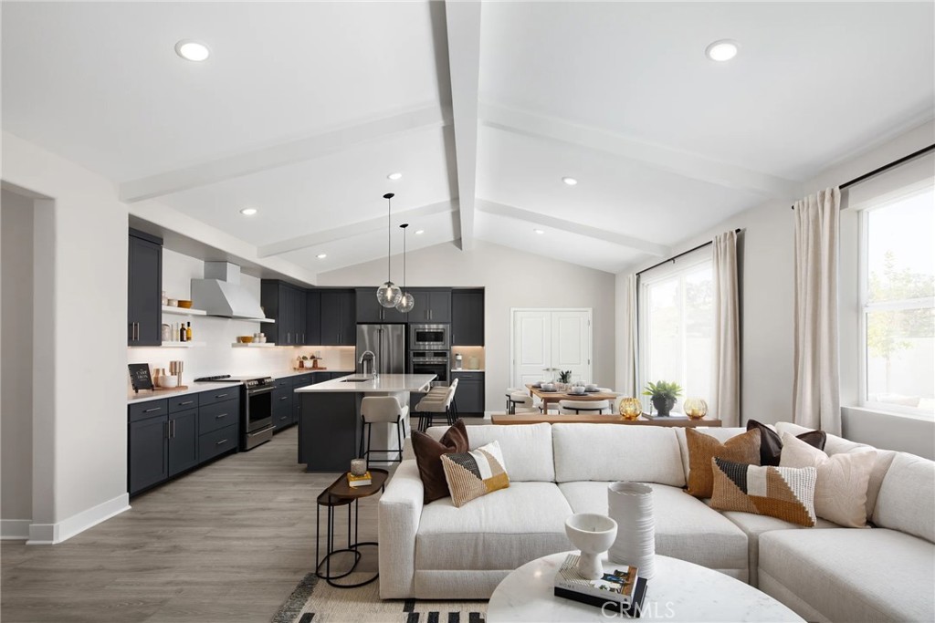 7984 Cottonwood Dr, Friant, CA 93626