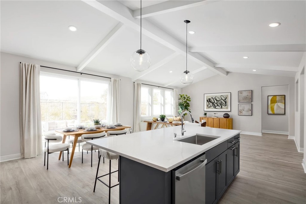 7984 Cottonwood Dr, Friant, CA 93626