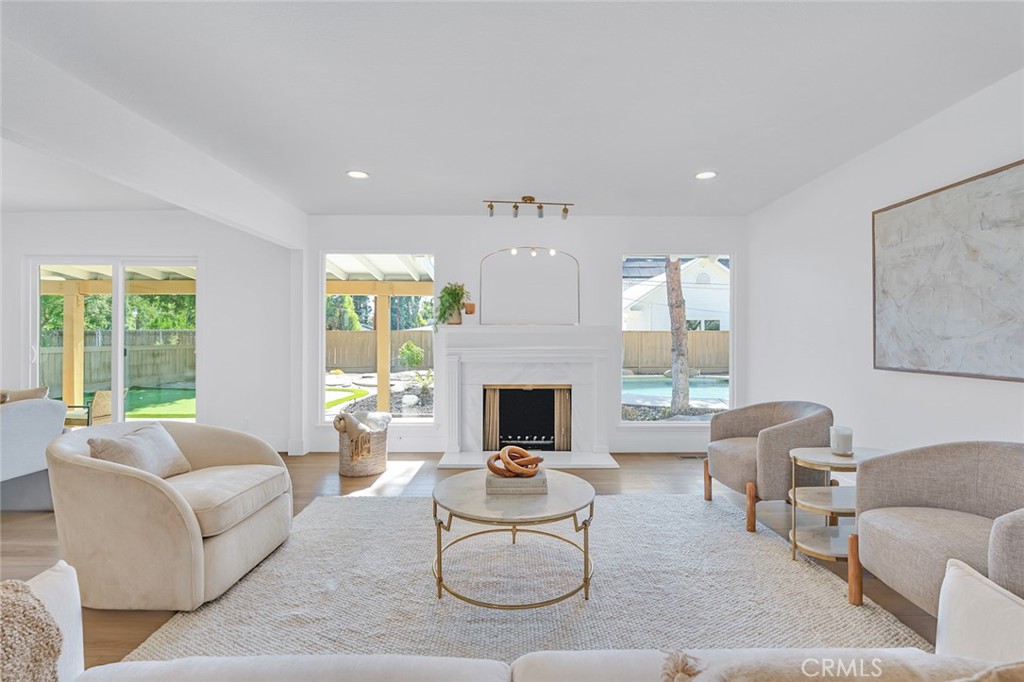 1335 S Waverly, Fresno, CA 93727
