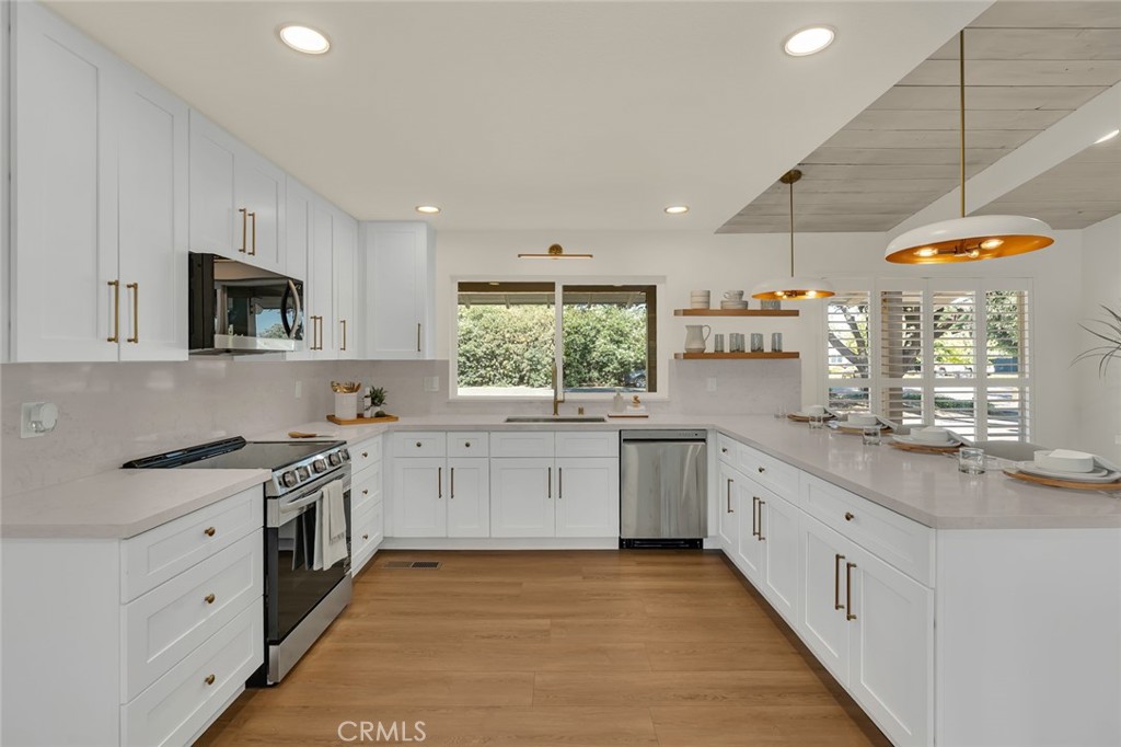 1335 S Waverly, Fresno, CA 93727