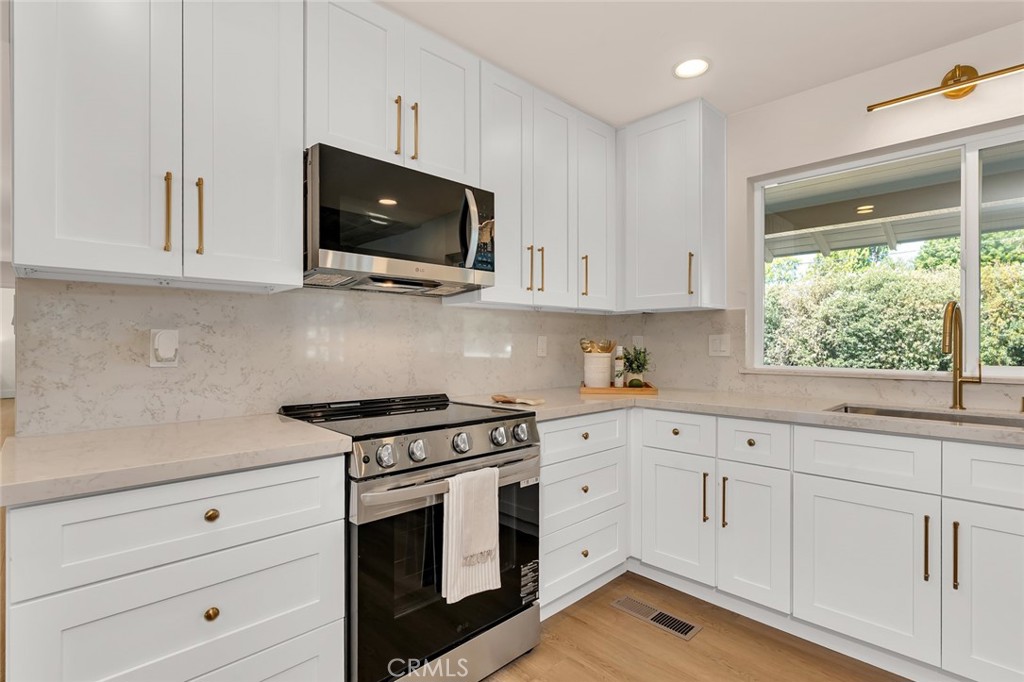 1335 S Waverly, Fresno, CA 93727