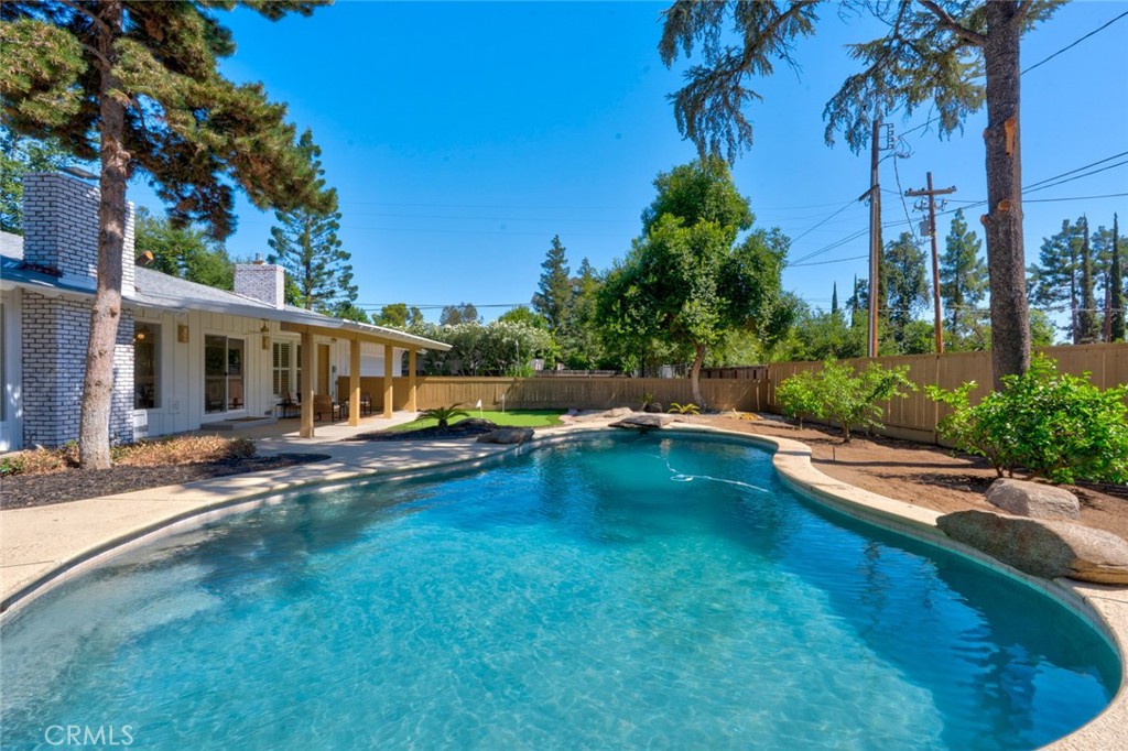 1335 S Waverly, Fresno, CA 93727