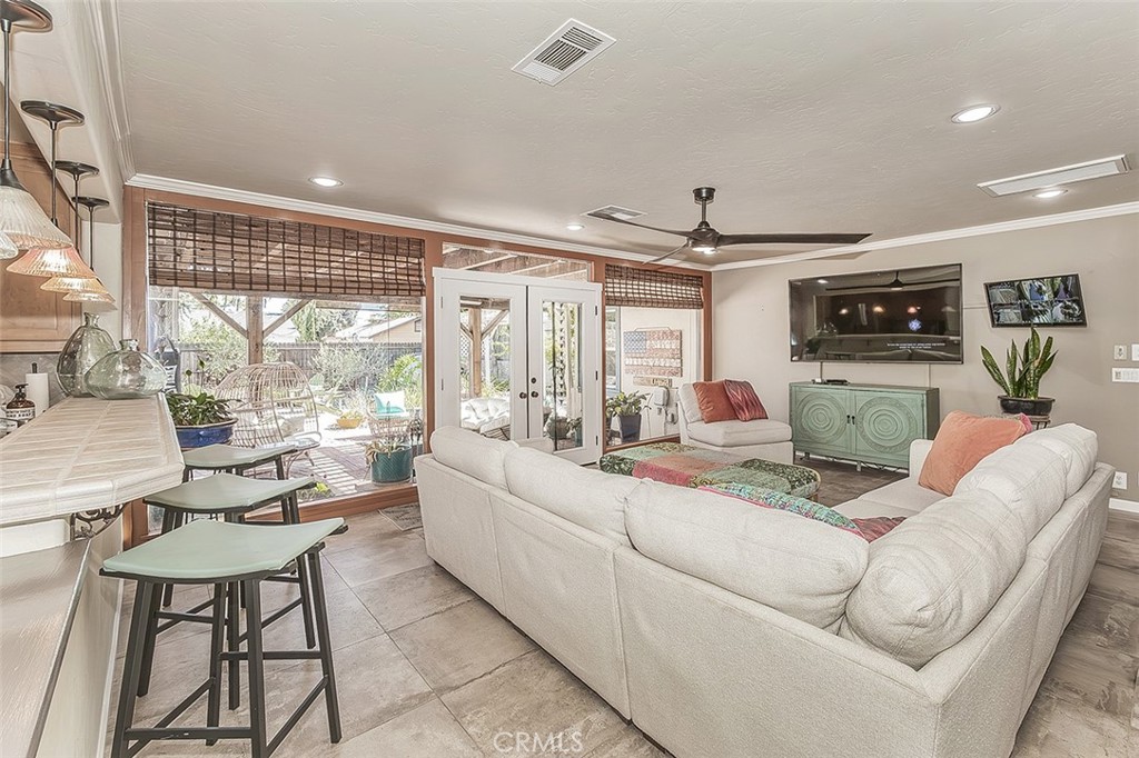 208 E Peralta, Fresno, CA 93704