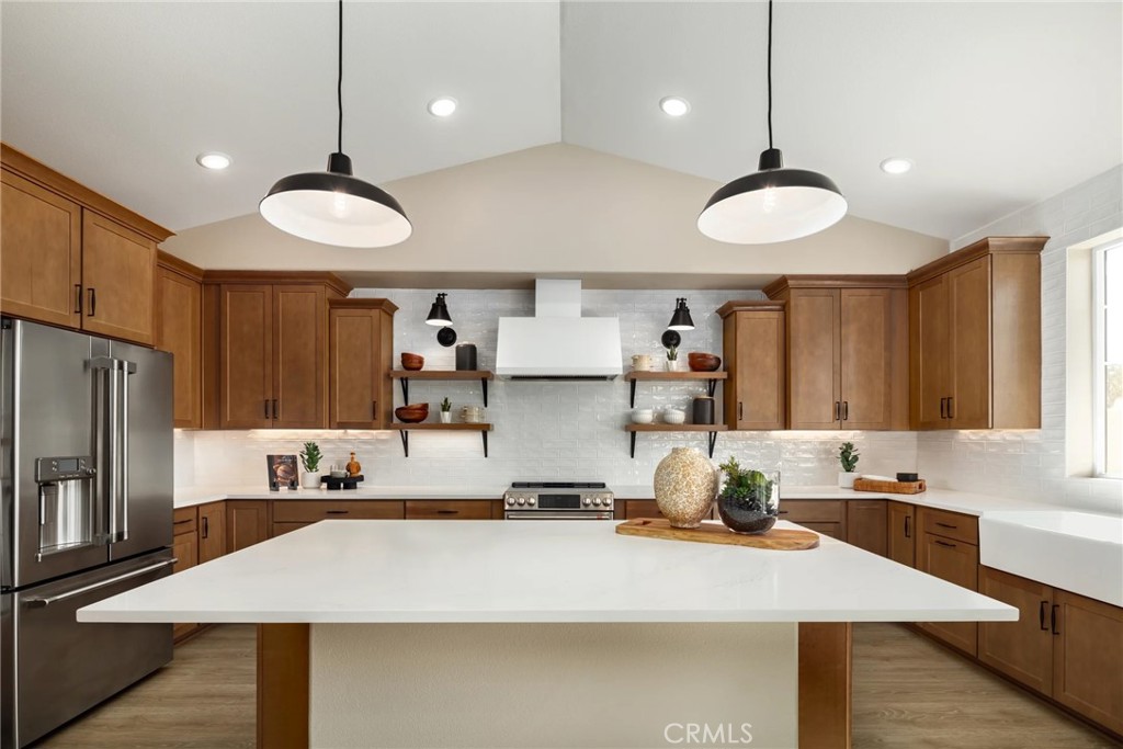 7998 Cottonwood Dr, Friant, CA 93626