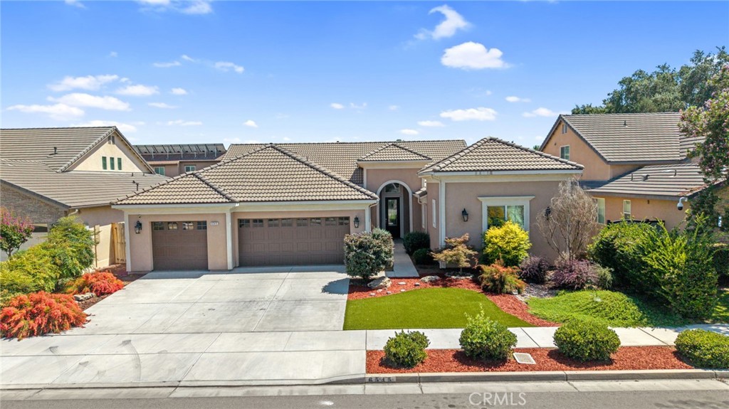 6545 W Wren, Visalia, CA 93291
