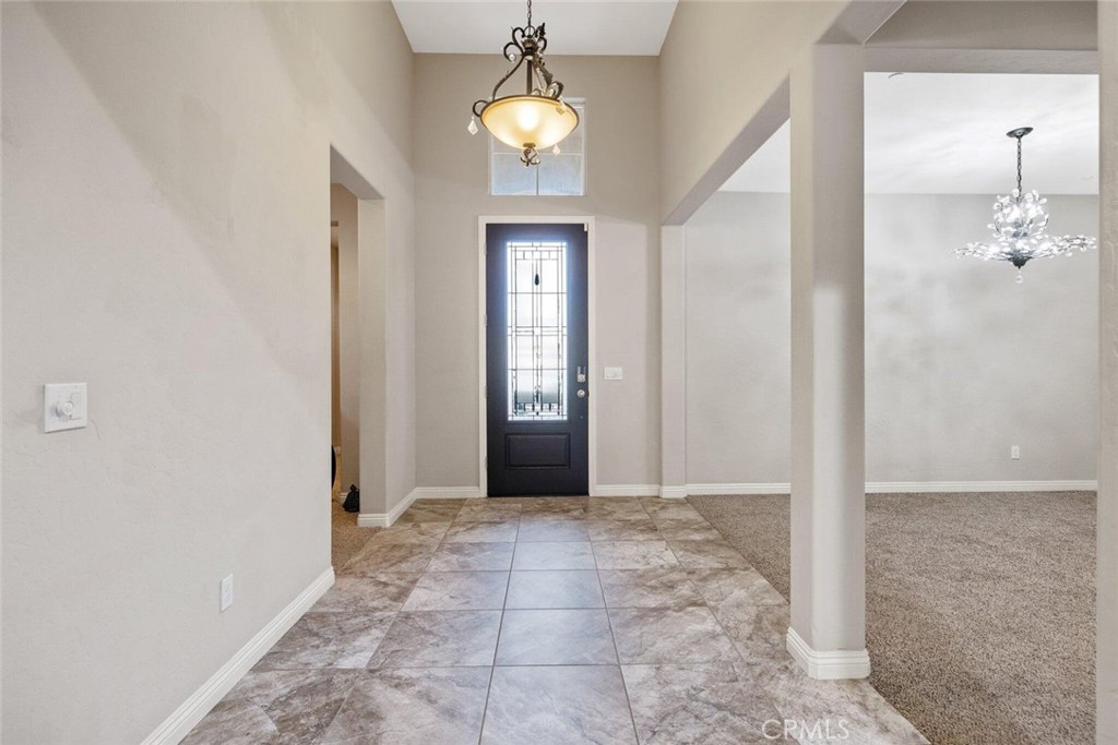 6545 W Wren, Visalia, CA 93291