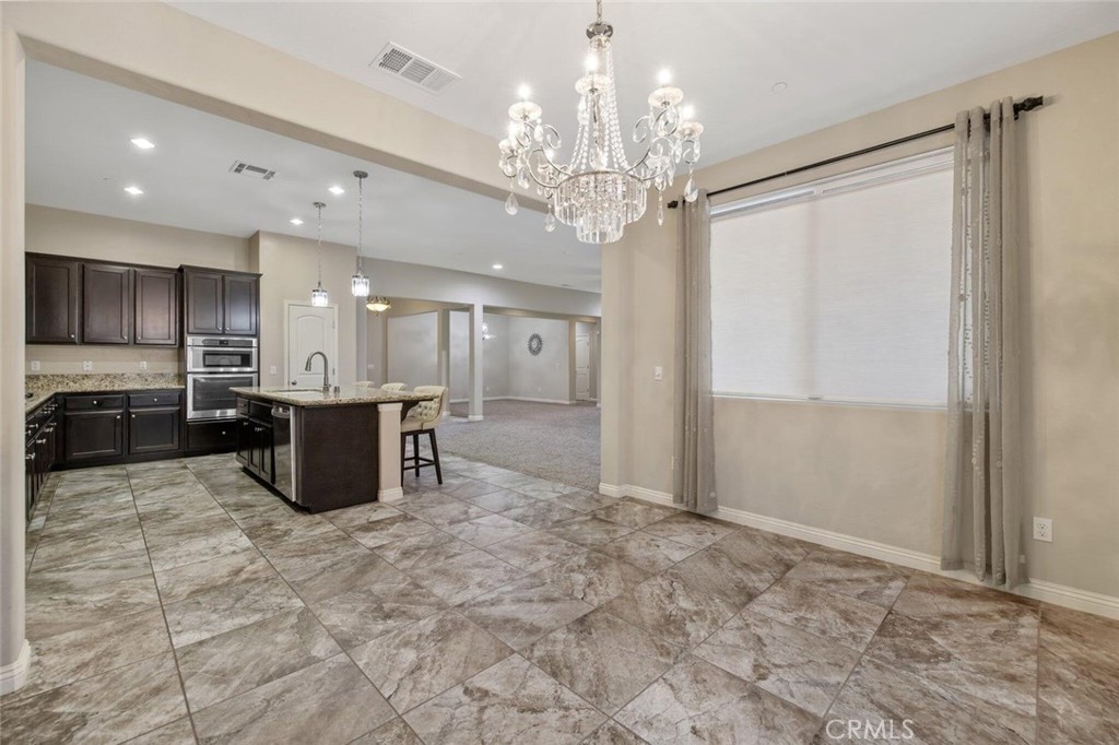 6545 W Wren, Visalia, CA 93291