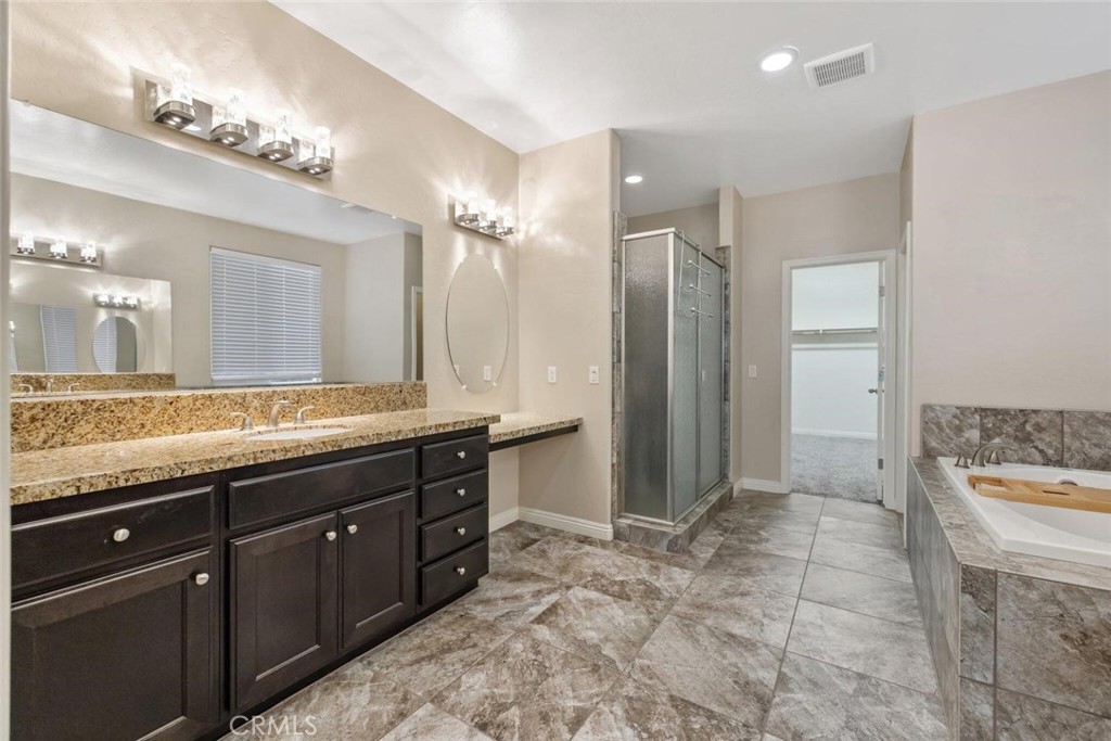 6545 W Wren, Visalia, CA 93291