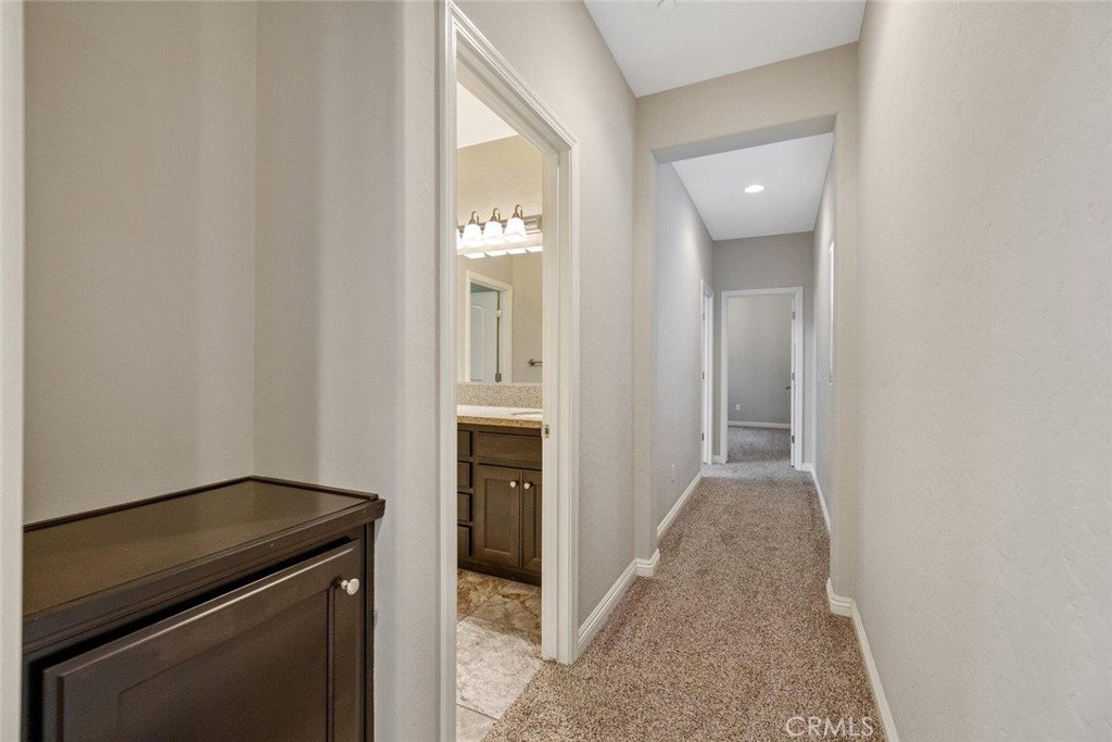 6545 W Wren, Visalia, CA 93291