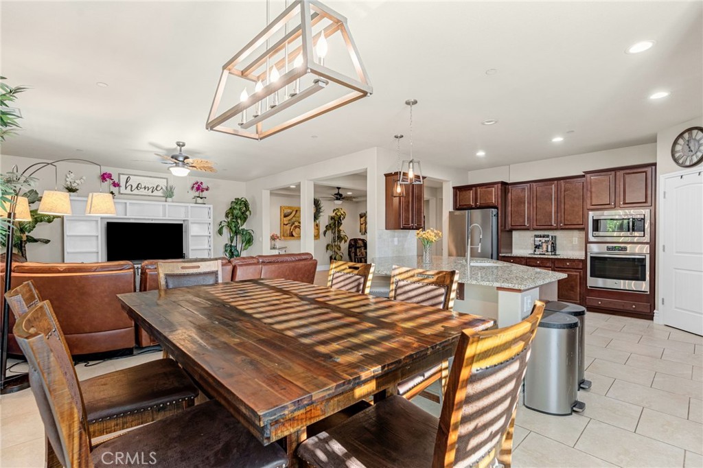 3101 Finchwood, Clovis, CA 93619