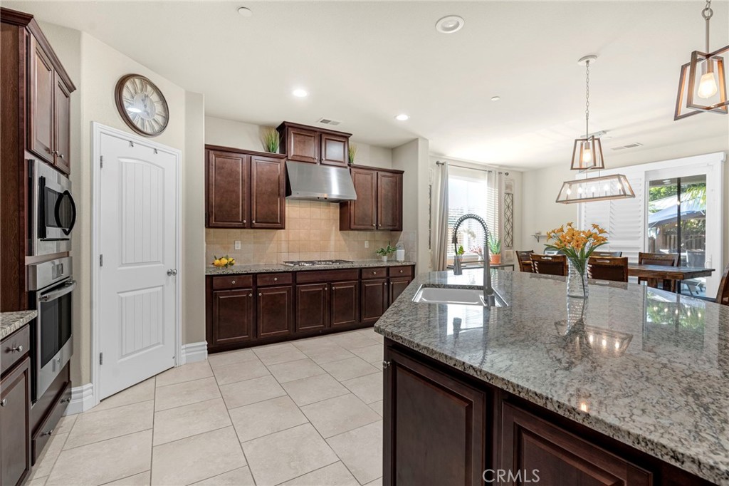 3101 Finchwood, Clovis, CA 93619