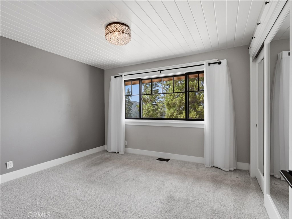 51291 Buckskin Ln, Oakhurst, CA 93644