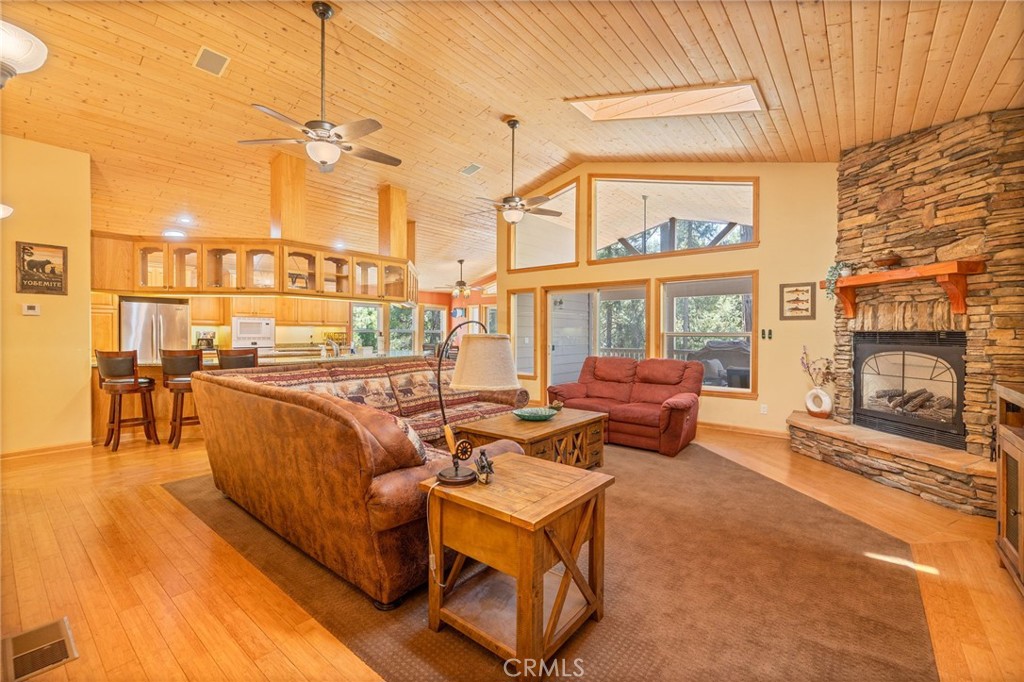 39964 N Cedar Vista, Bass Lake, CA 93644