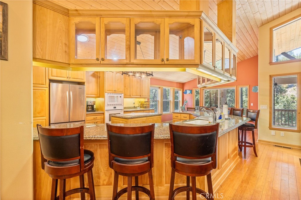 39964 N Cedar Vista, Bass Lake, CA 93644