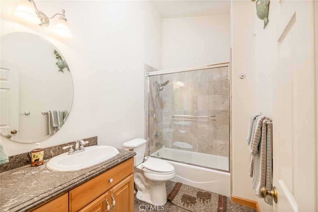 39964 N Cedar Vista, Bass Lake, CA 93644