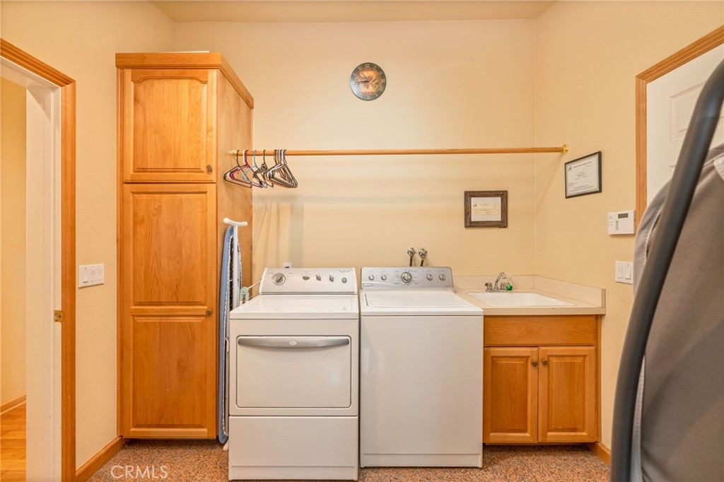 39964 N Cedar Vista, Bass Lake, CA 93644