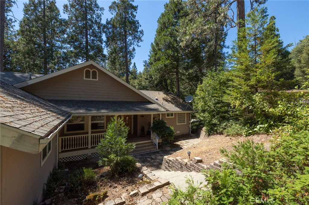 39964 N Cedar Vista, Bass Lake, CA 93644