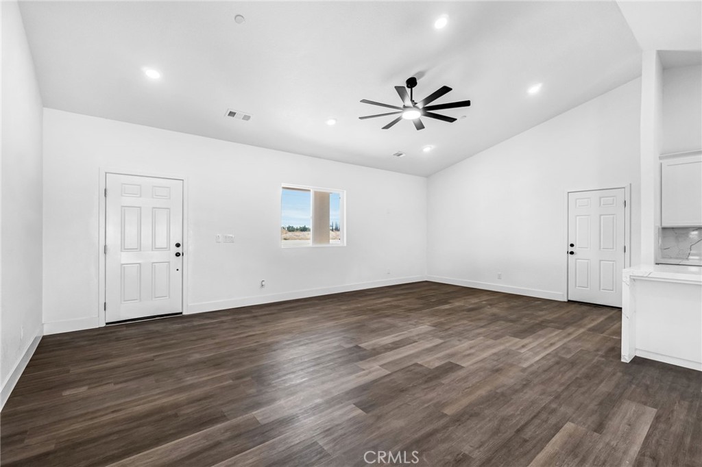 16836 N Lake, Madera, CA 93638